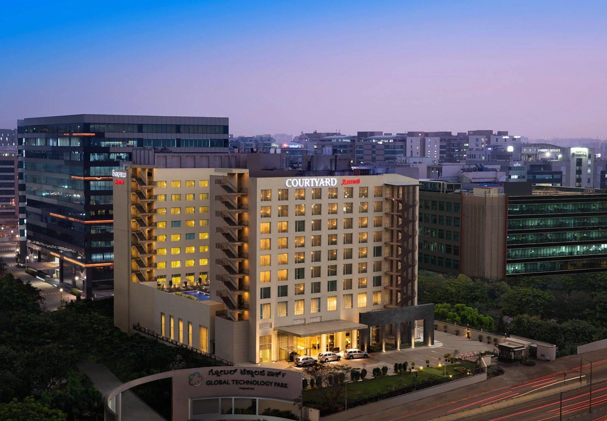 Hotel Courtyard By Marriott Bengaluru Outer Ring Road Exteriér fotografie